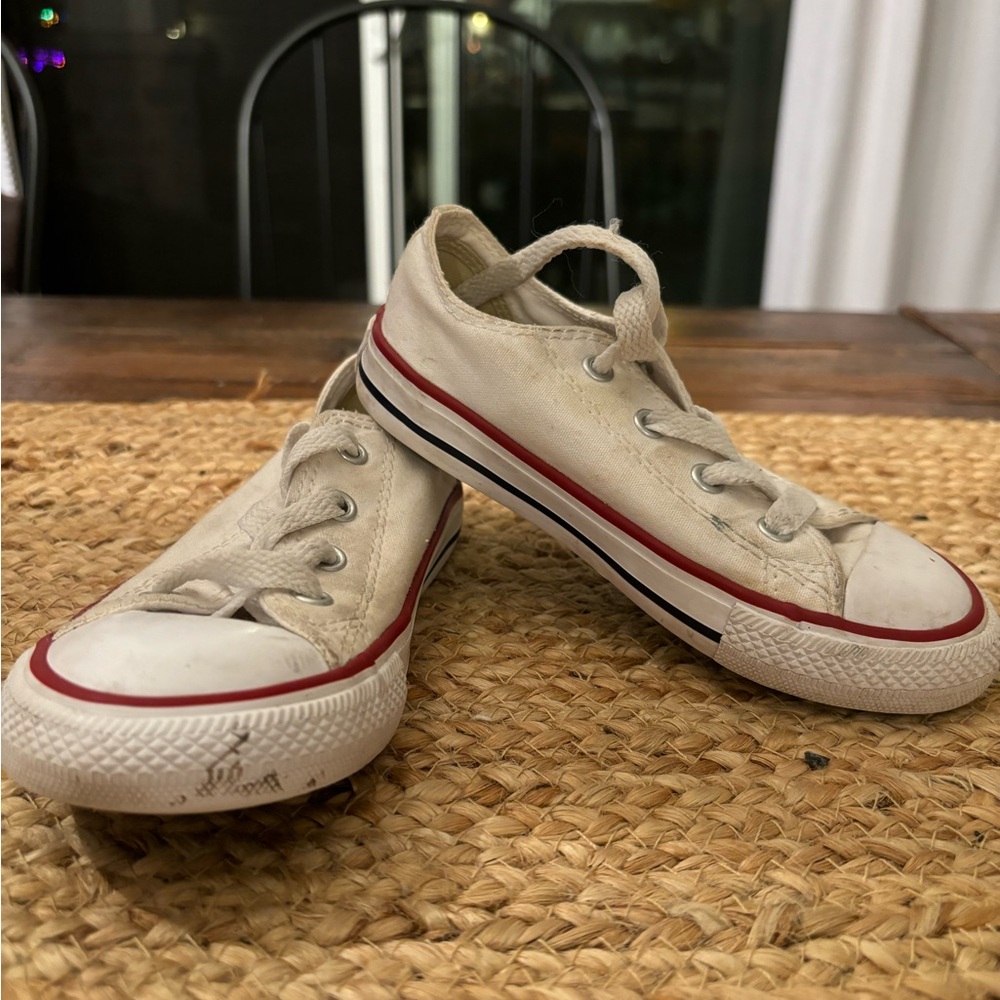 Converse‎ Chuck Taylor White Sneakers Infant Size 9